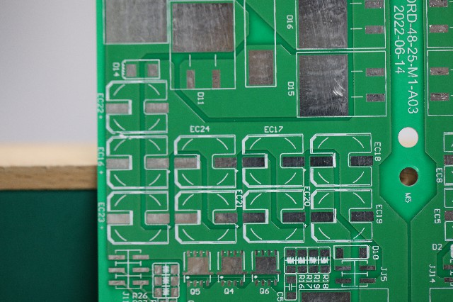 什么是PCB阻抗控制?PCB阻抗控制對電路性能和穩定性的影響